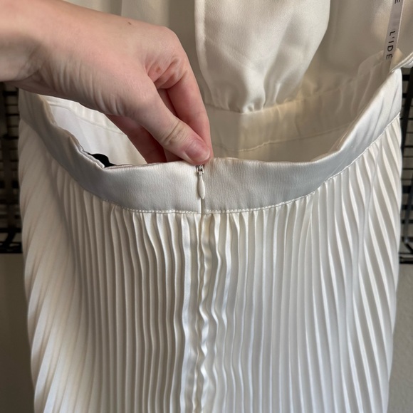 L’idee chateau gown - Picture 12 of 15